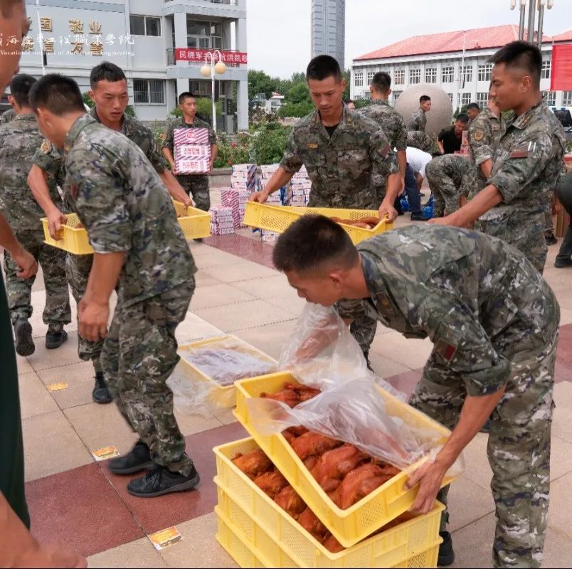 1694570152306460.jpg 640 (2).jpg