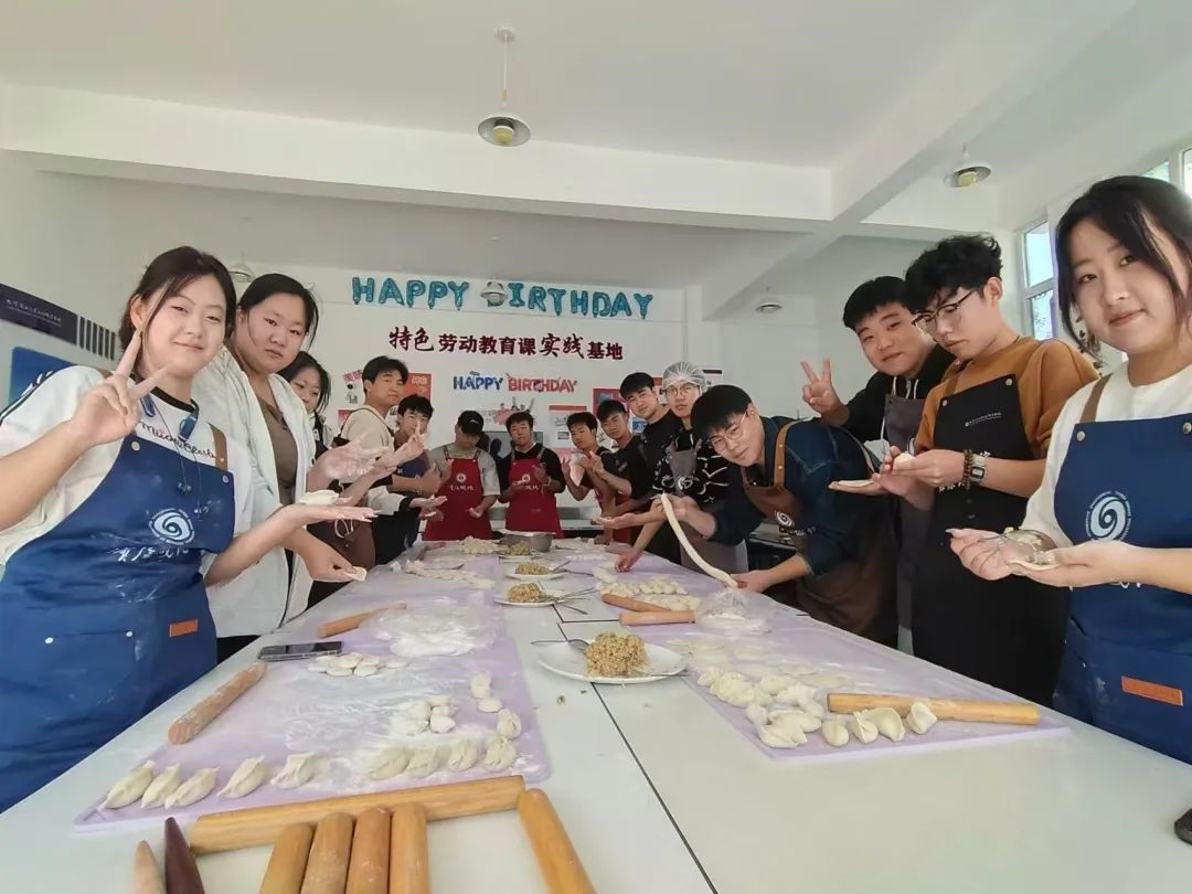 1728697476990957.jpg 8.jpg